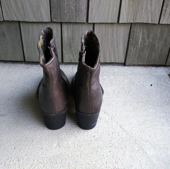 Fly London Ground Brown Lupe Leather Boots - Picture 7 of 9